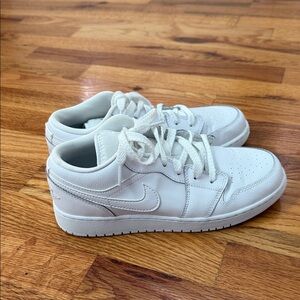 Nike Kids White Leather Sneakers Air Jordan’s